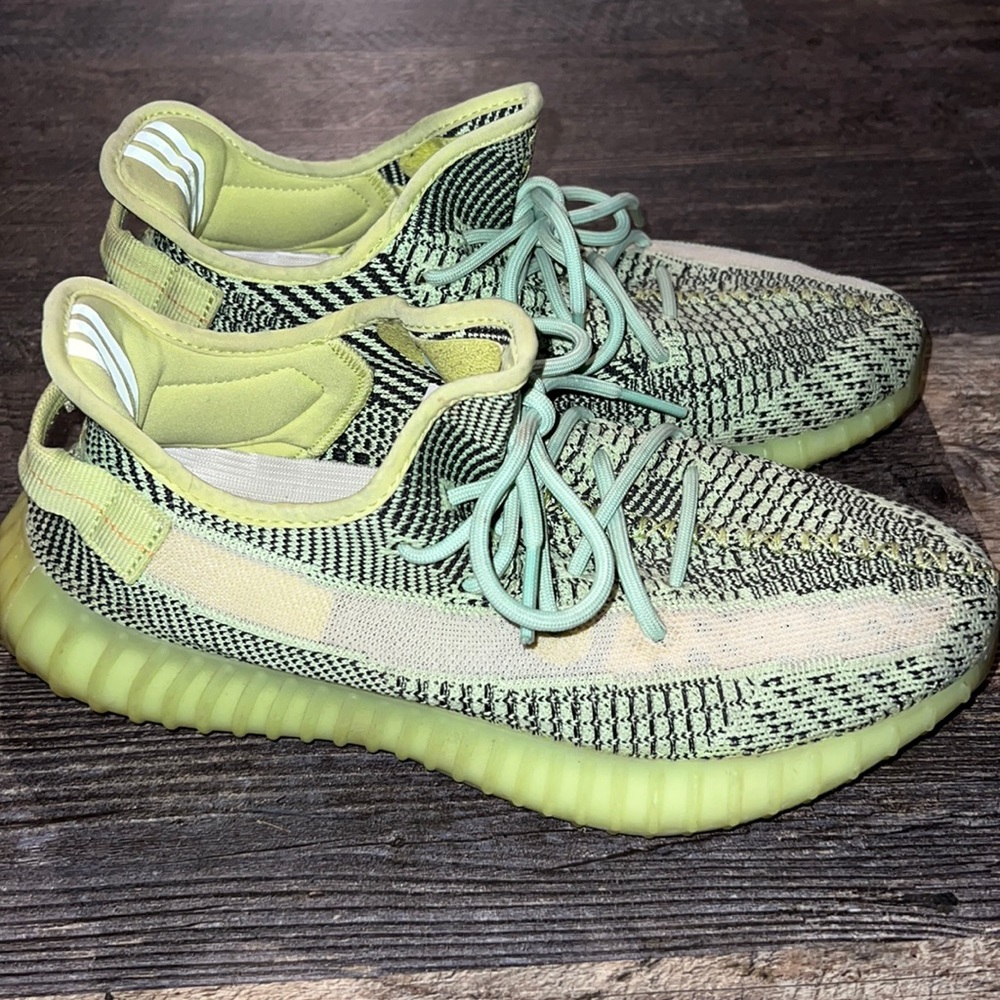 Yeezys Size 9.5